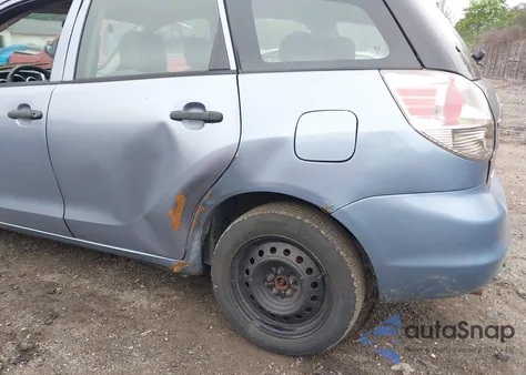 2005 Toyota Matrix z USA, uszkodzony, nr VIN 2T1LR32E35C398766